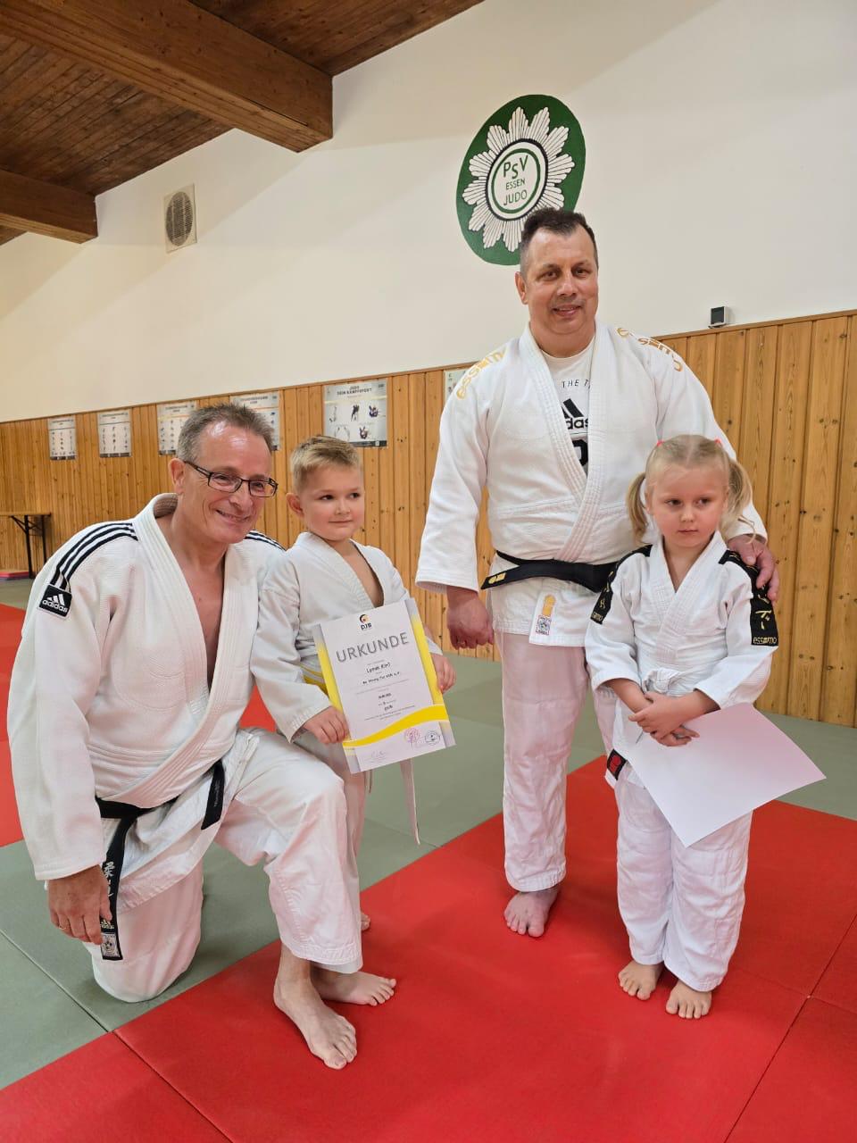 PHOTO-2025-10-13-20-41-16